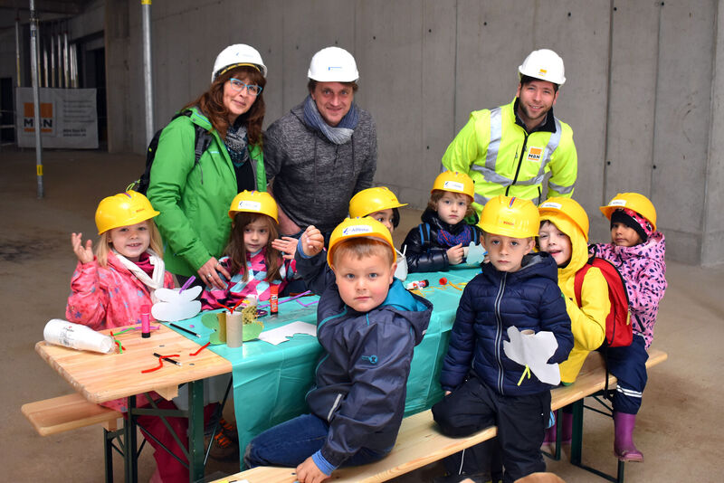 Kinder und Erwachsene